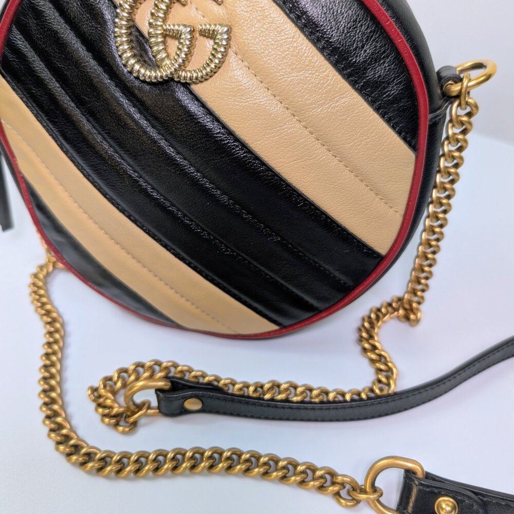 Gucci Beige and Black GG Marmont Round Mini Bag - Picture 9 of 13